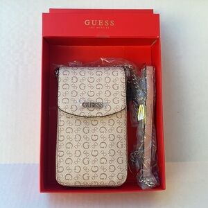 New GUESS Women's Phone Wallet